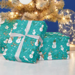 Papier Cadeau Snowmen Snowflakes Holly Feuilles Green Christmas<br><div class="desc">Éclaircissez vos cadeaux de vacances avec cet adorable papier d'emballage vert de Noël ! L'arrière - plan vert et gai est la toile parfaite pour un motif moderne et amusant avec des bonhommes de neige ludiques, des feuilles de pins festifs et des flocons de neige chatoyants. Ce design animé apportera...</div>