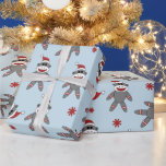 Papier Cadeau Sock Monkey with Santa Hat Blue Christmas Holidays<br><div class="desc">Enveloppez vos cadeaux de Noël cette année avec cet adorable singe chaussette avec motif de chapeau de Père Noël sur un arrière - plan bleu. C'est parfait pour envelopper les cadeaux de n'importe quel amant de singe chaussette !</div>