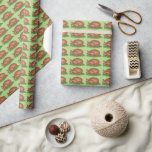 Papier Cadeau Thankgiving Christmas Turquie Day Dîner Nourriture<br><div class="desc">Le papier d'emballage présente une illustration originale d'une dinde de fête sur un plateau. Parfait pour envelopper les cadeaux de Thanksgiving ou de Noël ! Cette conception est également disponible sur d'autres produits. Ne vois-tu pas ce que tu cherches ? Vous avez besoin d'aide pour la personnalisation ? Contactez Rebecca...</div>