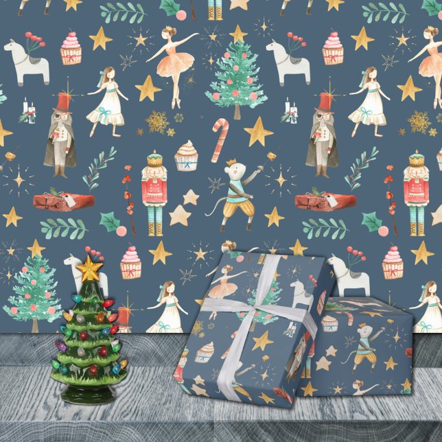 Papier Cadeau Tout Casse-Noisette Noisette Bleu (Everything Nutcracker Christmas Dusk Blue Holiday Gift Wrapping Paper Rolls. Available in 6 colours.)