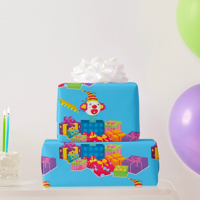 Papier Cadeau Toy Clown Dans Une Boîte Enveloppant Papier (Créateur téléchargé)