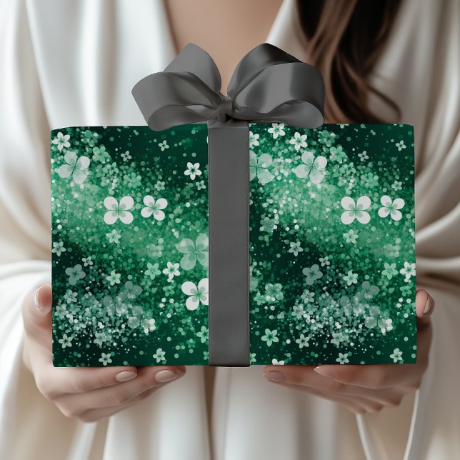 Papier Cadeau Trèfles blancs et verts chic et pois sur fond vert (Créateur téléchargé)