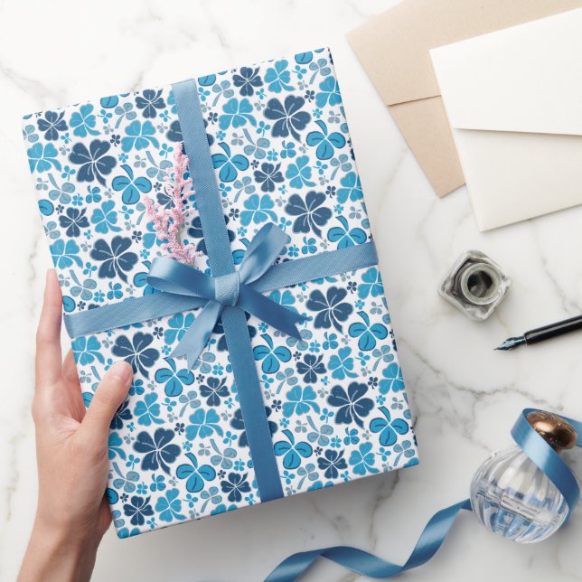 Papier Cadeau Trèfles chanceux bleus Saint-Patrick (Cadeaux)
