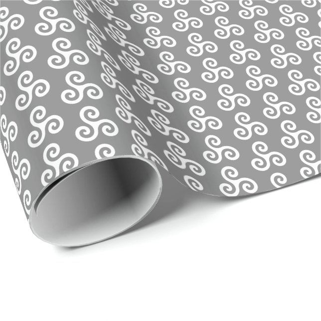 Papier Cadeau Triple spirale celtique blanche Triskele sur gris  (Coin rond)