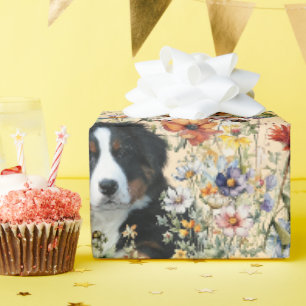 Papier Cadeau Trois chiens dans des fleurs sauvages sans couture
