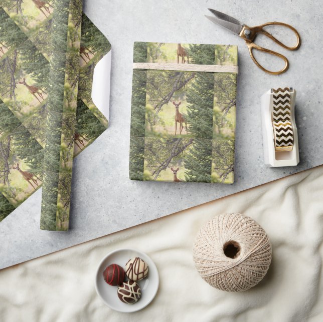 Papier Cadeau Un cerf solitaire (Artisanat)
