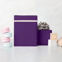 Un fond violet minimaliste avec une texture subtil