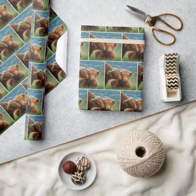 Papier Cadeau Vache des Highlands montrant de l'affection (Artisanat)