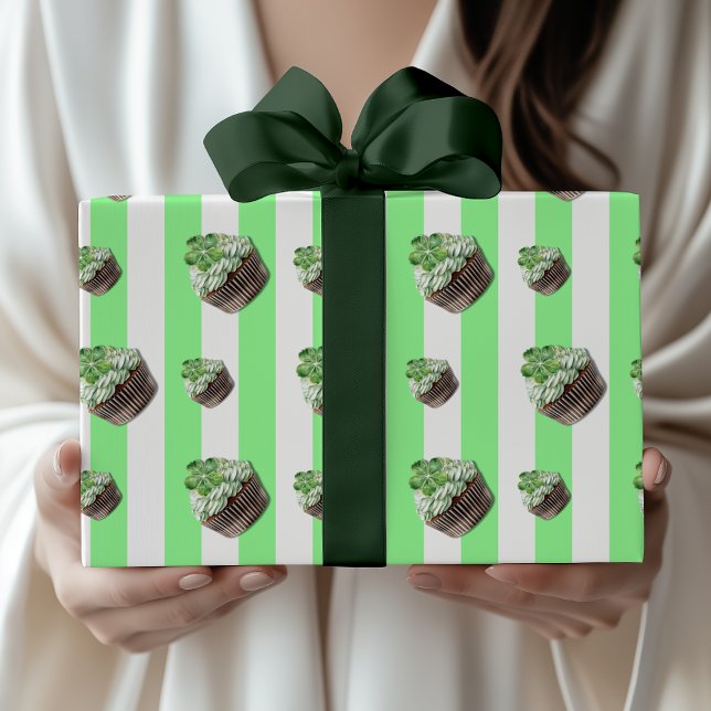 Papier Cadeau Vert menthe cupcake rayé vintage trèfle  (Créateur téléchargé)
