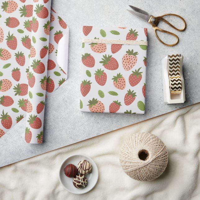 Papier Cadeau Vintage fraises vertes et rouges (Artisanat)