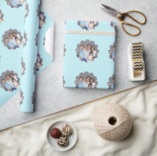 Papier Cadeau Votre photo personnalisée dans une fleur bleu clai