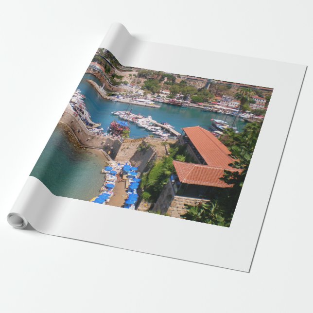 Papier Cadeau Vue sur le port, plage Mermerly dans la ville Anta (Déroulé)