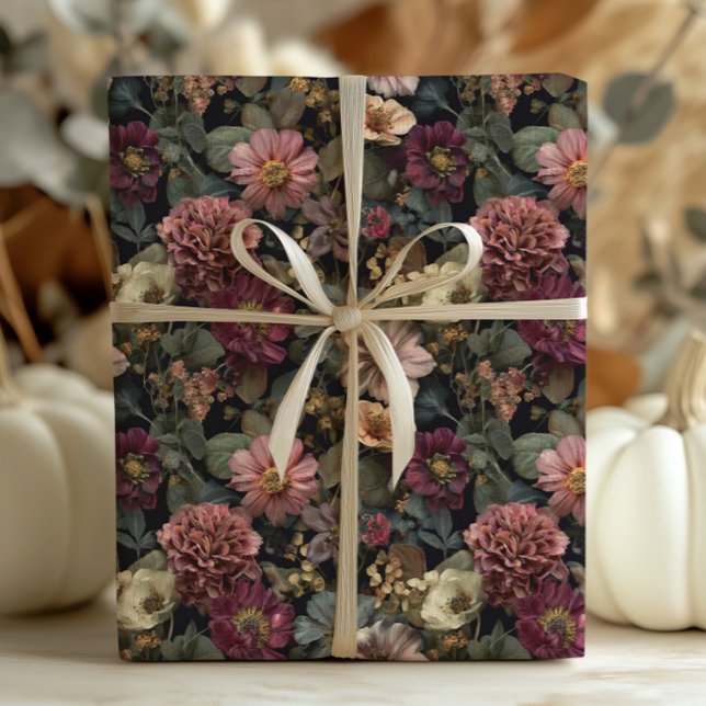 Papier Cadeau Whimsical Dark Moody Boho Floral rose et vert (Créateur téléchargé)