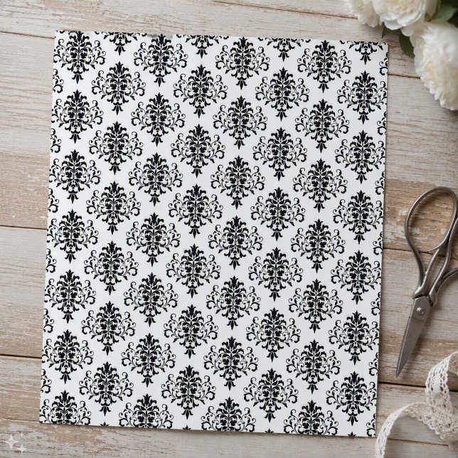 Papier de scrapbooking damassé noir et blanc gothi (Créateur téléchargé)