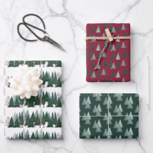 Papier d'emballage de Noël avec sapins de la forêt