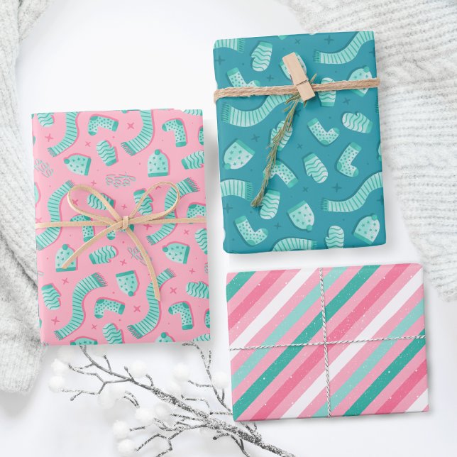 Papier d'enveloppement de Noël rose Motif (Modern and festive Winter holiday pink and teal pattern gift wrapping paper.)