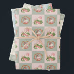 Papier d'enveloppement Festive Fun Christmas<br><div class="desc">Ce Fun Festive Christmas Wrapping Paper Pack comprend 3 designs uniques pour impressionner vos amis et votre famille cette année. Couleurs délicates,  flocons de neige,  camion Père Noël,  cadeaux et bonhommes de neige.</div>