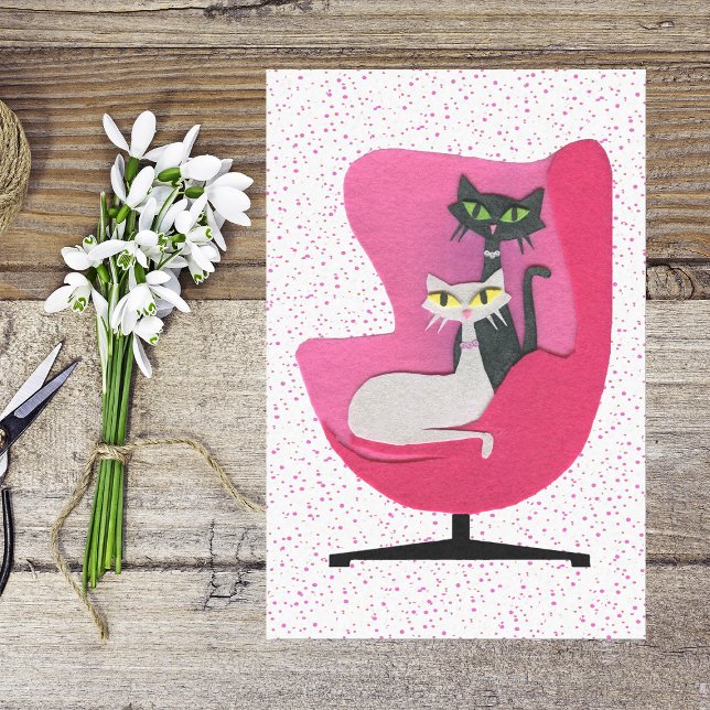 Papier Mousseline Chats du milieu du siècle Passez chaise rose Pois (Mid century style cats in pink chair with pink polka dots on white tissue paper.)