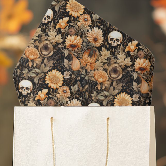 Papier Mousseline Crâne floral de automne éffrayant (Add spooky elegance to your gift wrap and Halloween crafts with this skull and flowers tissue paper.)