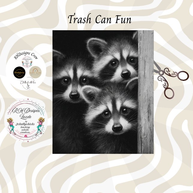 Papier Mousseline Decoupage 3 Raccoons Peeking Out Barn Door (Créateur téléchargé)