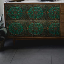 Découpage de l'ancienne fenêtre verte et rouille