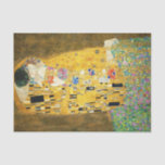 Papier Mousseline Gustav Klimt The Kiss Vintage<br><div class="desc">Gustav Klimt Le Kiss Vintage Art Nouveau Peinture Le Kiss (En allemand : Der Kuss) a été peint par le peintre symboliste autrichien Gustav Klimt entre 1907 et 1908, le point culminant de sa période d'or, lorsqu'il peignit un certain nombre d'oeuvres dans un style doré similaire. Le tableau est largement...</div>
