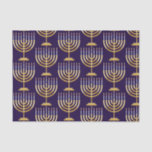 Papier Mousseline Ménorah d'or bleu<br><div class="desc">Motif de la menorah juive avec des bougies sur du papier d'emballage cadeau arrière - plan bleu.</div>