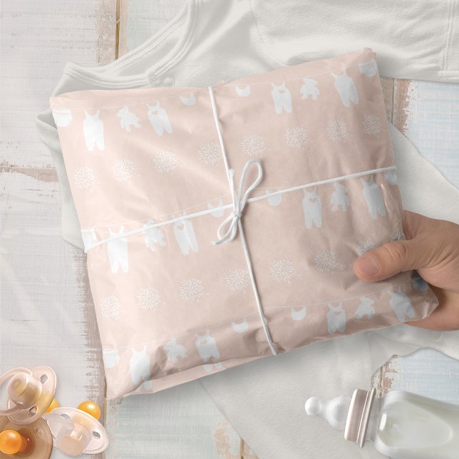 Papier Mousseline Mini Poche ligne de linge bébé fille douche (Minimalist Peach Clothesline Baby Girl Shower Tissue Paper ©Susanne Sachers - Sunny Mind Design 🌞)