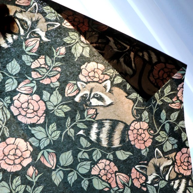 Papier Mousseline Rose vintage Dusty Raccoons Motif (Créateur téléchargé)