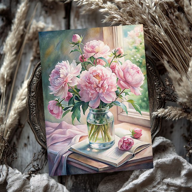 Papier Mousseline Vase chic Shabby avec des pivoines roses sur la ta (Shabby chic vase with pink peonies on table tissue paper)