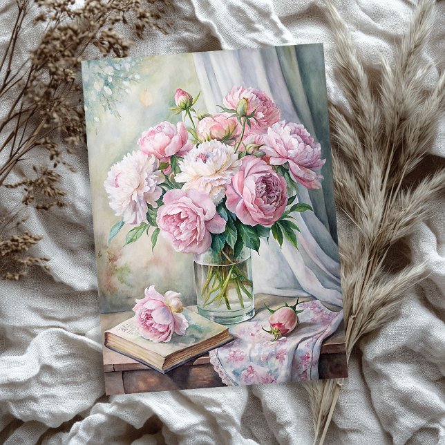 Papier Mousseline Vase élégant avec des pivoines roses sur la table (Elegant vase with pink peonies on table tissue pape)