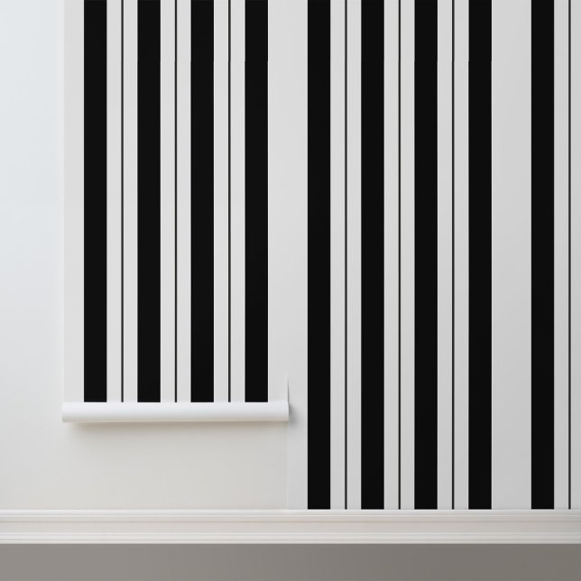 Papier Peint Luxe moderne Black White Stripes Motif (Stylish Modern Black and White Stripes Peel and Stick Wallpaper.)