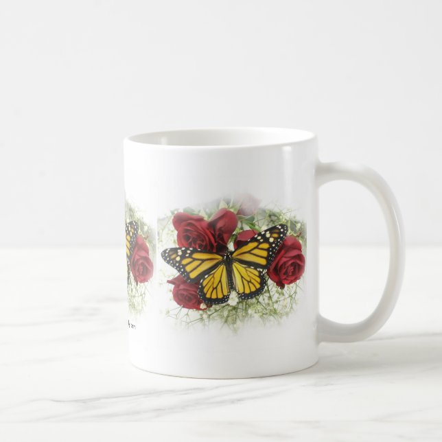 Papillon de monarque et tasse de roses rouges (Droite)