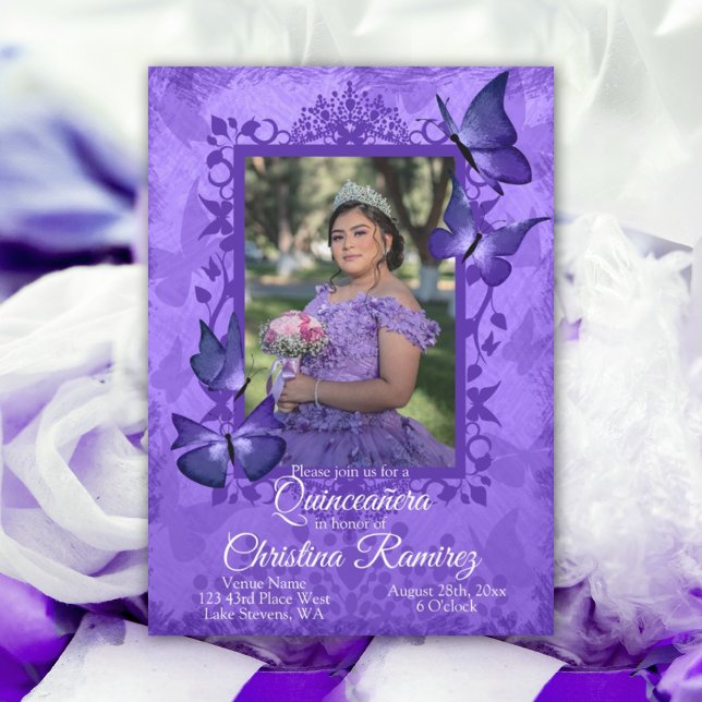 Papillon pourpre, Invitation Quinceanera fantaisie (purple quinceanera invitation fancy border frame leaves vines around photo purple gown dress)