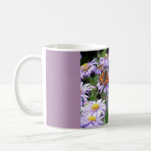 Papillon Reposé Sur Fleurs Mug