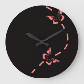Papillon rose grande horloge