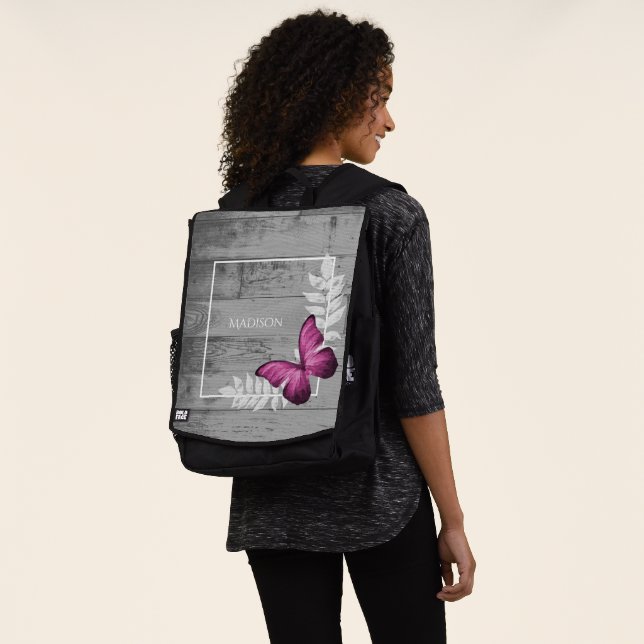 Papillon rose Rustique sac à dos personnalisé (Porté)