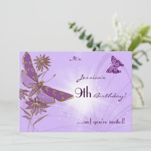 Papillon violet carte d'invitation d'anniversaire