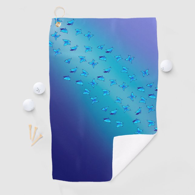 Papillons Bleus Enchantés Serviette de golf (En situation)