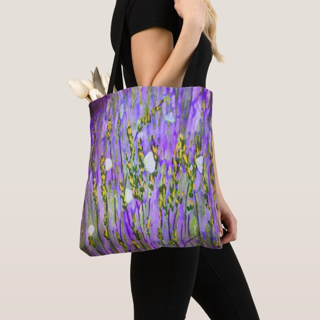 Papillons Dans Le Sac fourre-tout De Lavande (De près)