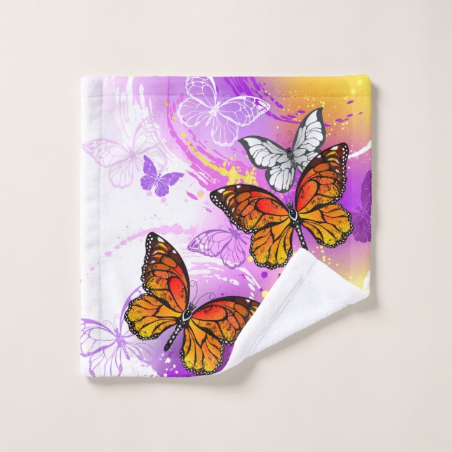 Papillons Monarque sur Arrière - plan pourpre (Gant de toilette)