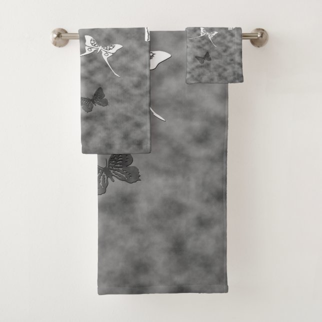 Papillons noirs et blancs (En situation)