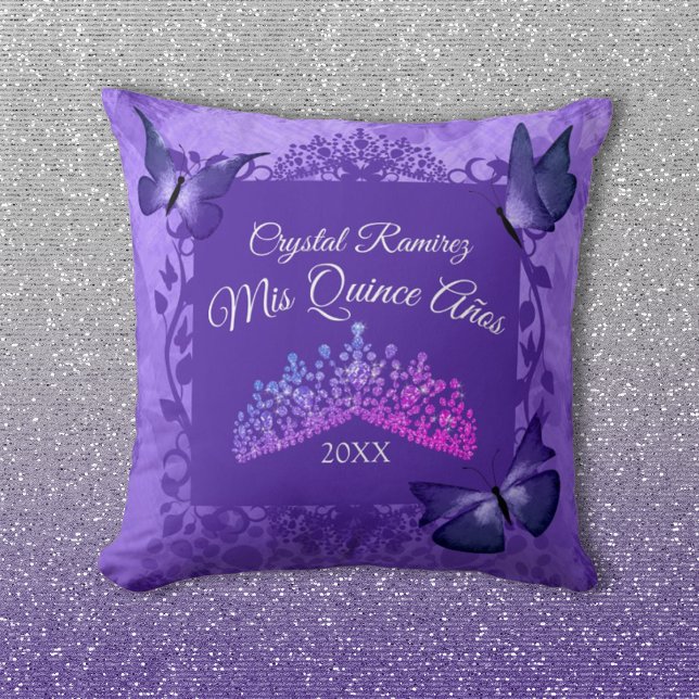 Papillons pourpres et Coussin Tiara Quinceanera (purple quinceanera keepsake pillow purple butterflies purple decorative frame border pink tiara)