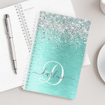 Parties scintillant argentée turquoise en métal br<br><div class="desc">Personnalisez facilement ce design de planneur chic branché avec une jolie parties scintillant brillante en argent sur un arrière - plan métallique brossé turquoise.</div>