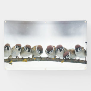 PARTOUT SUR UNE Bannière DE BRANCHE AVEC DES GROMM