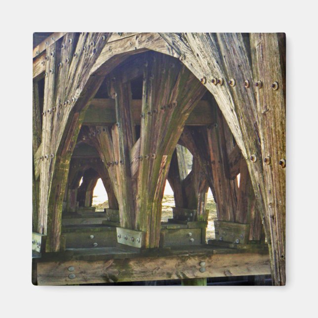 Passerelle vers un aimant nulle part (Devant)