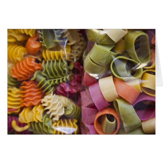 Pâtes multicolores, Torri del Benaco, Vérone (Devant horizontal)