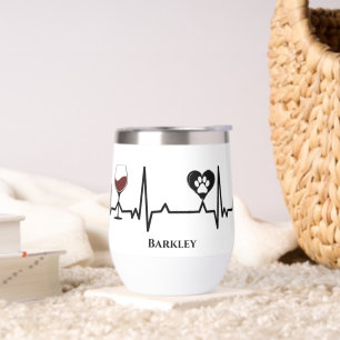 Pâtes noires simplistes et battement de coeur du v