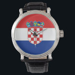 Patriotique, montre spéciale avec Drapeau de Croat<br><div class="desc">Restez ponctuel avec cette élégante montre à main portant le drapeau de la Croatie ! Célébrez le patrimoine croate avec cette magnifique montre ornée de l'emblématique damier rouge, blanc et bleu. Que vous gardiez le temps sur vos aventures quotidiennes ou que vous ajoutiez une touche croate à votre ensemble, cette...</div>