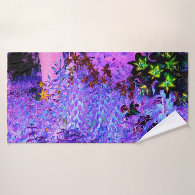 Paysage éffrayant de Jardin Lily et Noir (Serviette de bain)